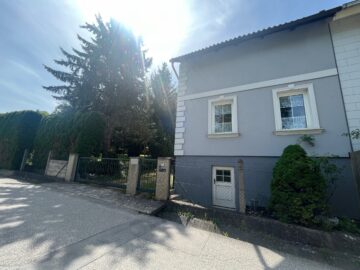 Haus in idyllischer Lage, 2821 Frohsdorf, Doppelhaushälfte