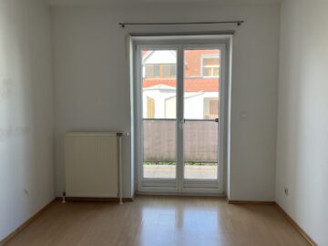 Zimmer 1 - Gemütliches Wohnen mit Balkon